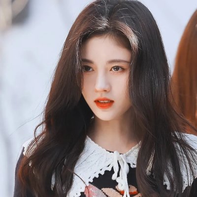 俏皮女学生
